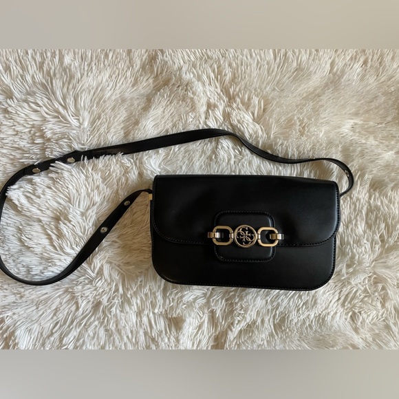Guess Hensely Black Shoulder Bag - Picture 4 of 6